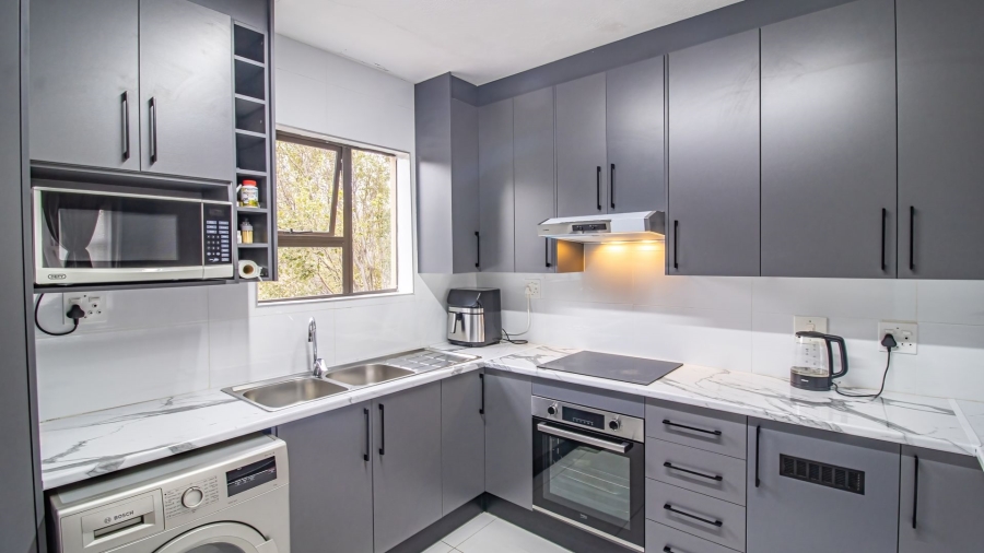 2 Bedroom Property for Sale in Mulbarton Gauteng