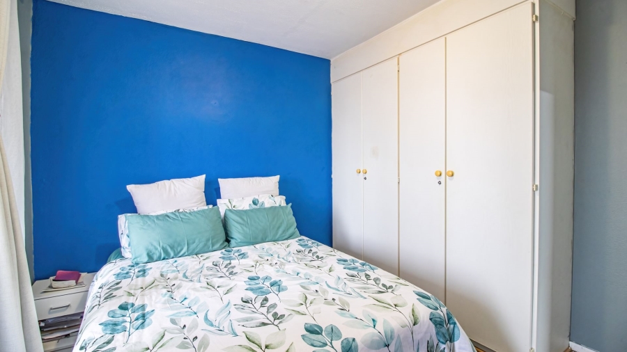2 Bedroom Property for Sale in Mulbarton Gauteng