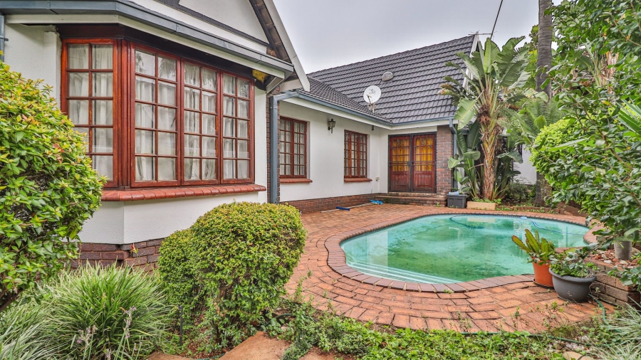 3 Bedroom Property for Sale in Bedfordview Gauteng