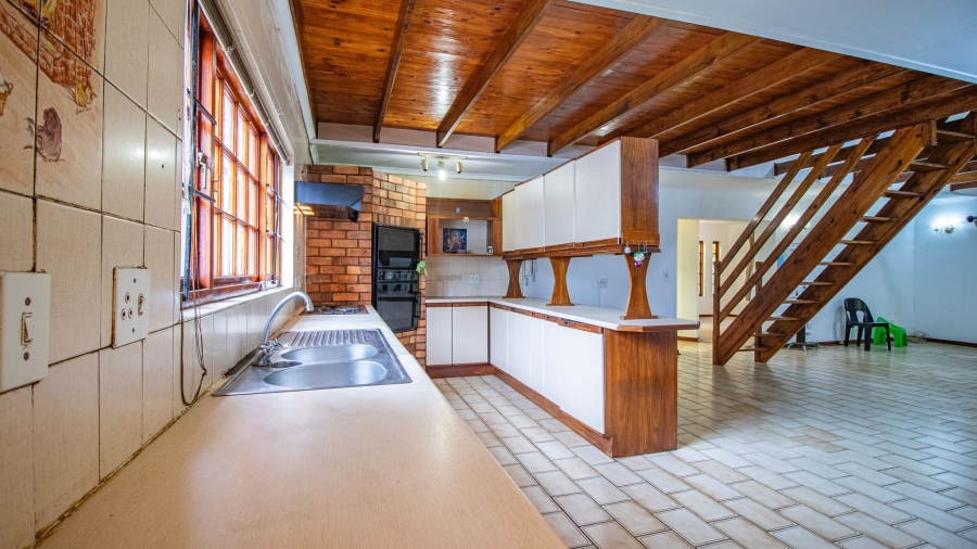 3 Bedroom Property for Sale in Bedfordview Gauteng