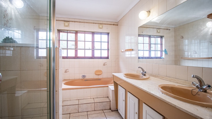 3 Bedroom Property for Sale in Bedfordview Gauteng