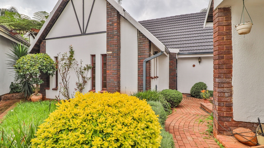 3 Bedroom Property for Sale in Bedfordview Gauteng