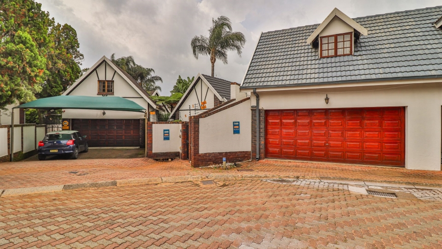 3 Bedroom Property for Sale in Bedfordview Gauteng