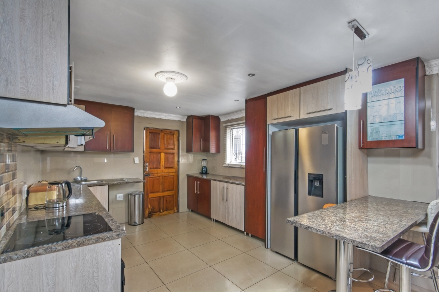 3 Bedroom Property for Sale in Protea Glen Gauteng