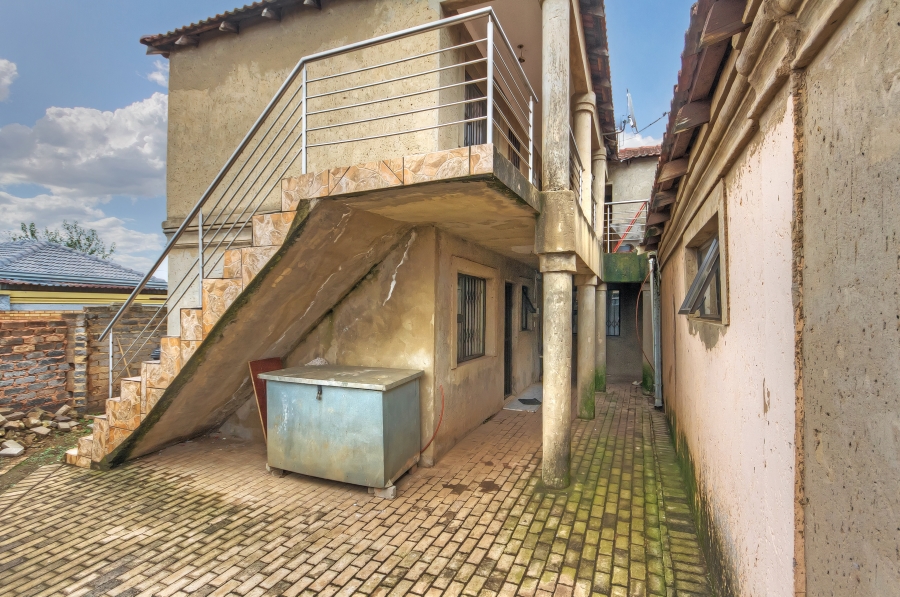 3 Bedroom Property for Sale in Protea Glen Gauteng