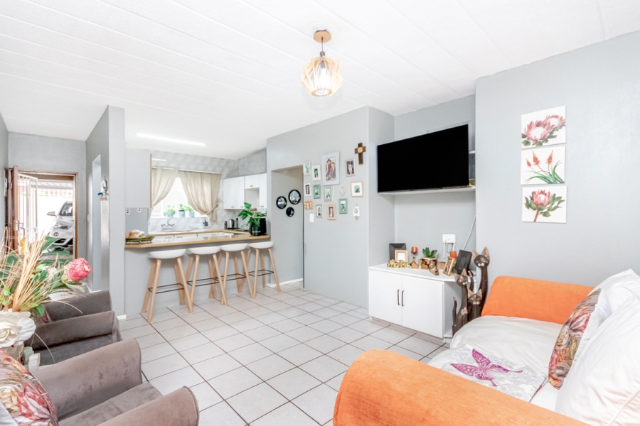 3 Bedroom Property for Sale in Roodekrans Gauteng