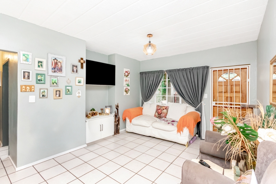3 Bedroom Property for Sale in Roodekrans Gauteng