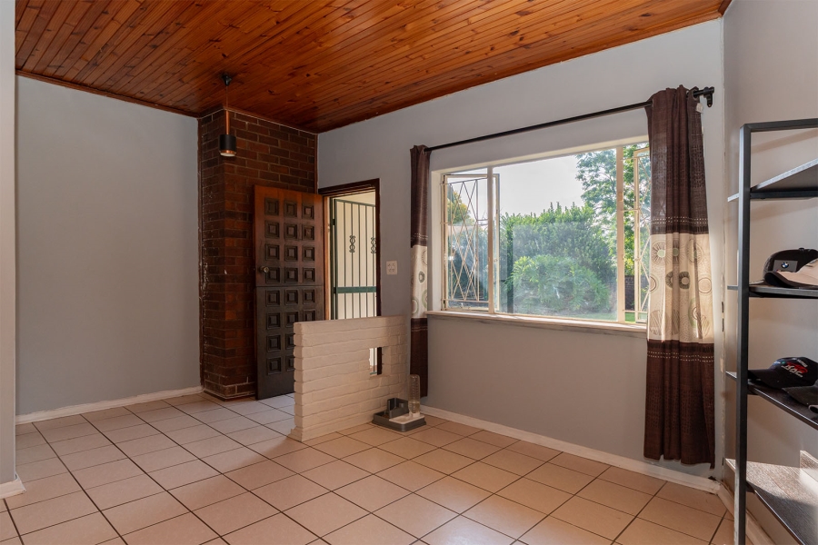 5 Bedroom Property for Sale in Atlasville Gauteng