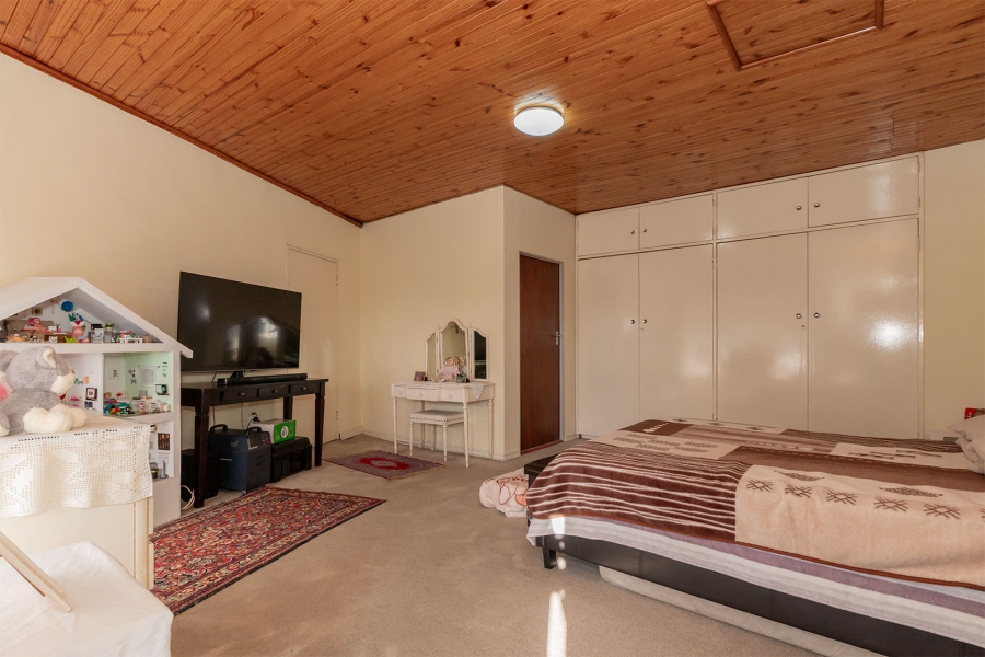 5 Bedroom Property for Sale in Atlasville Gauteng