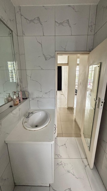 2 Bedroom Property for Sale in Bramley Park Gauteng