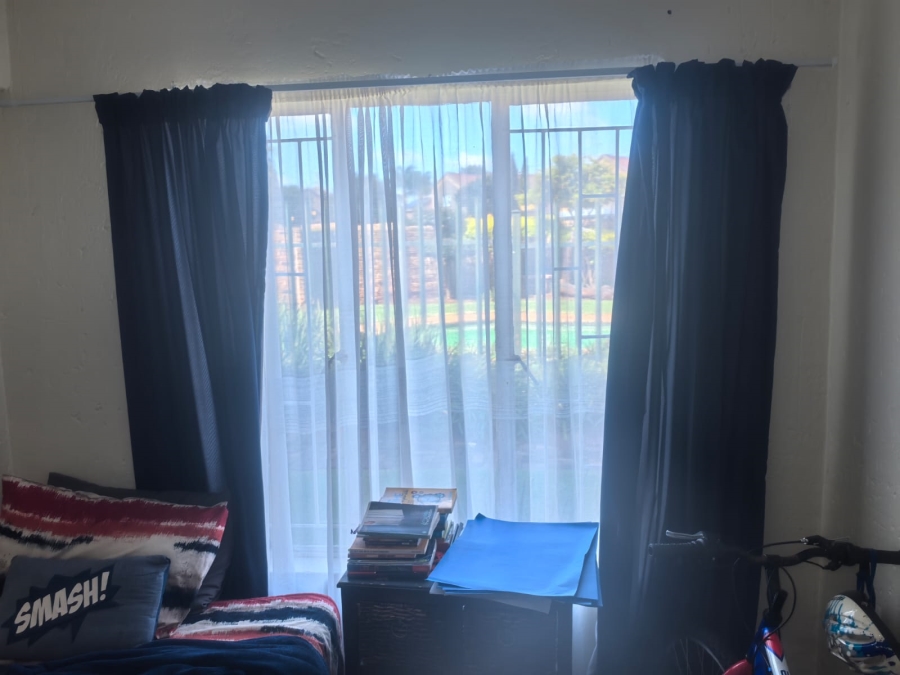 2 Bedroom Property for Sale in Wilgeheuwel Gauteng