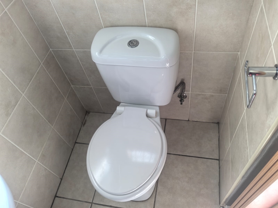 2 Bedroom Property for Sale in Princess A H Gauteng