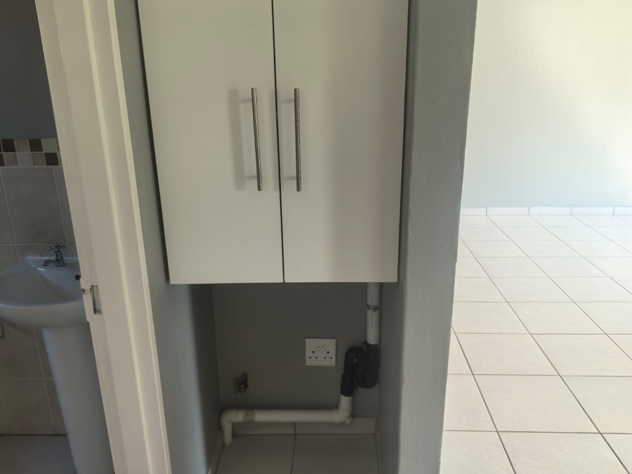 2 Bedroom Property for Sale in Princess A H Gauteng