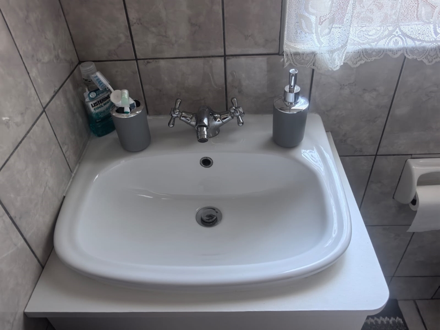 4 Bedroom Property for Sale in Roodepoort North Gauteng