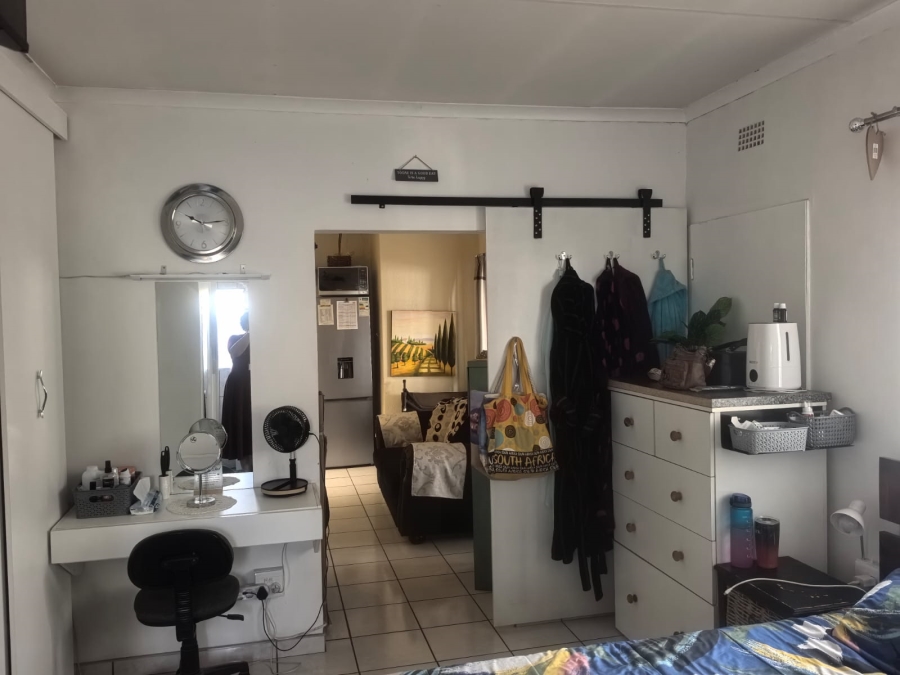 4 Bedroom Property for Sale in Roodepoort North Gauteng