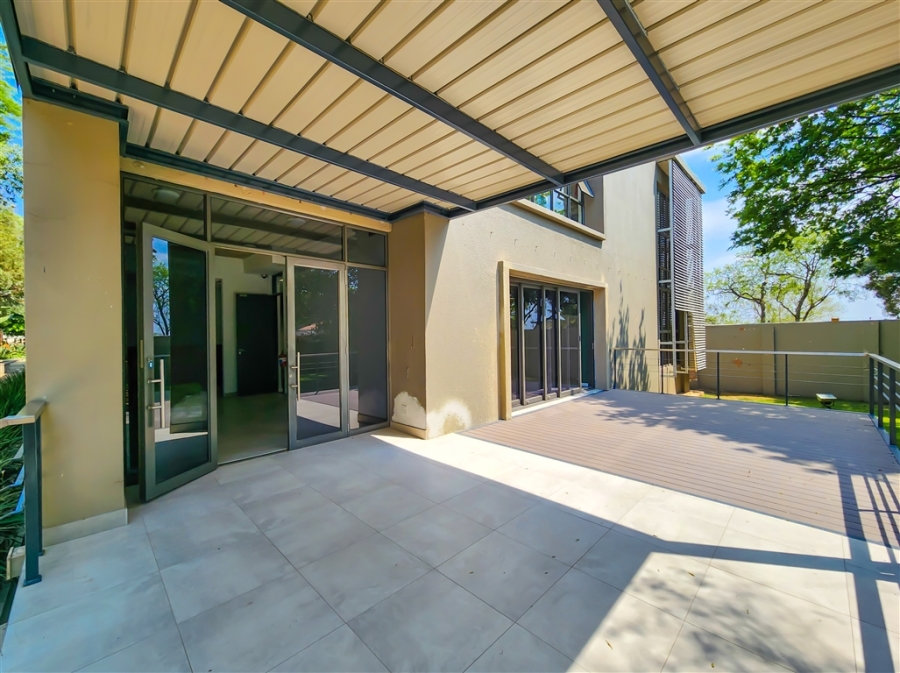 To Let Commercial Property for Rent in Fourways Gauteng