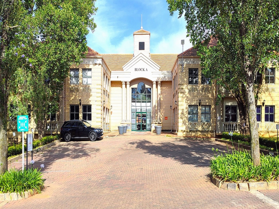 To Let Commercial Property for Rent in Dunkeld Gauteng