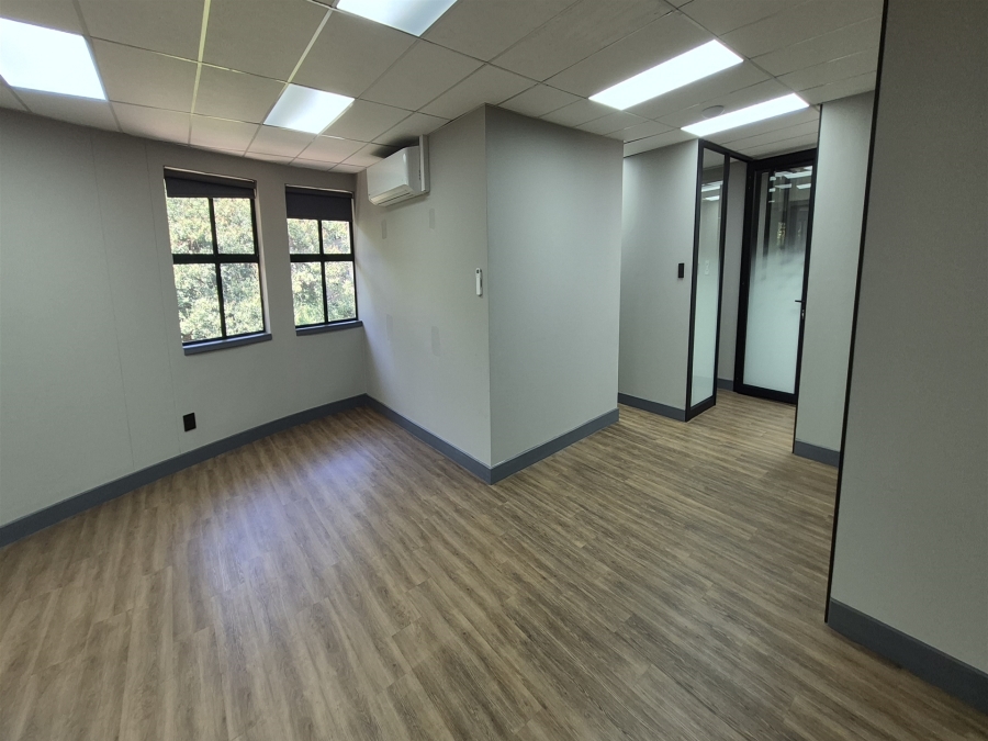 To Let Commercial Property for Rent in Dunkeld Gauteng