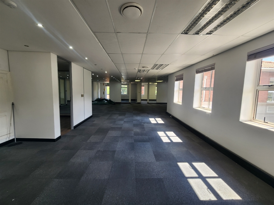 To Let Commercial Property for Rent in Chislehurston Gauteng