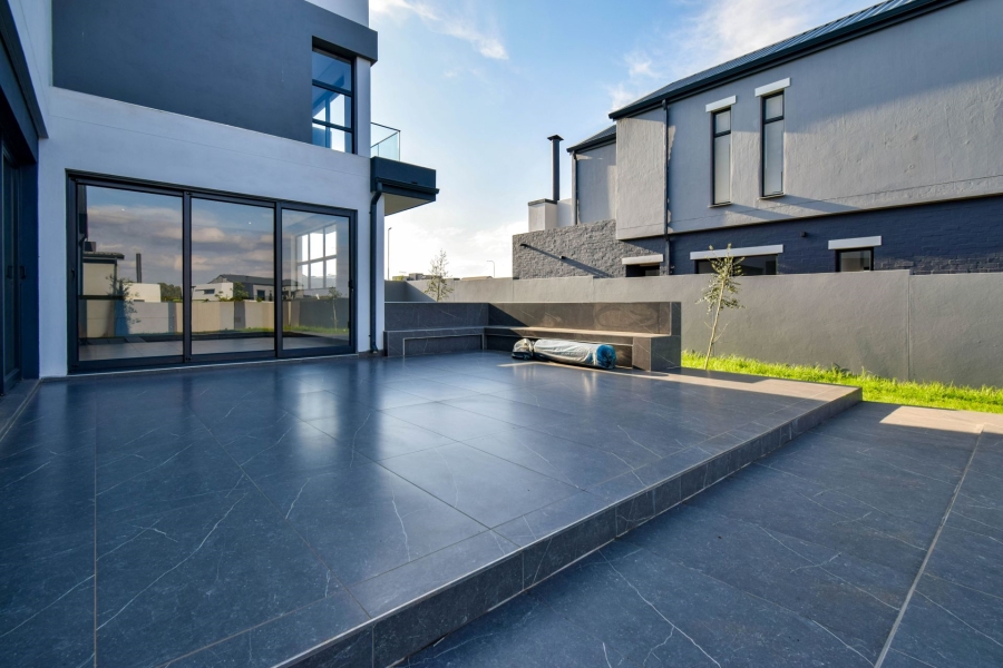 4 Bedroom Property for Sale in Fountainbrook Estate Gauteng