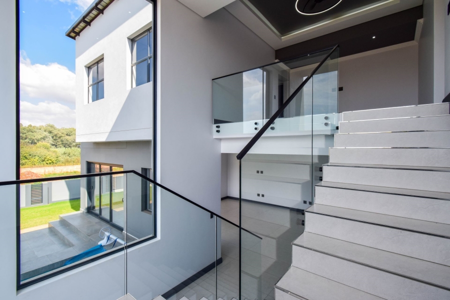 5 Bedroom Property for Sale in Fountainbrook Estate Gauteng