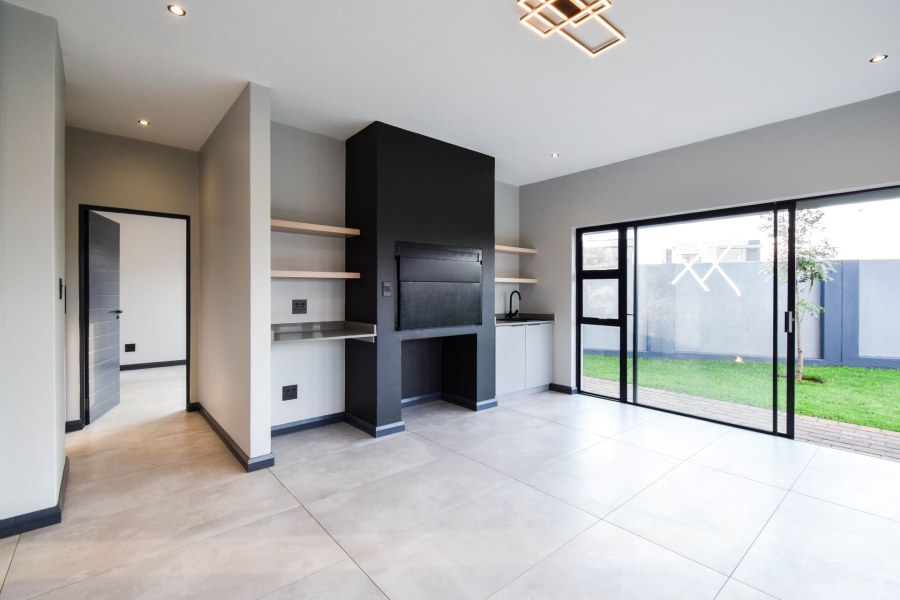 4 Bedroom Property for Sale in Fountainbrook Estate Gauteng