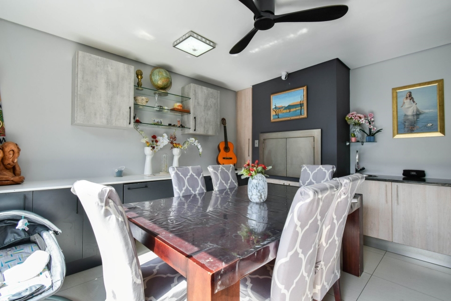 3 Bedroom Property for Sale in Midstream Meadows Gauteng