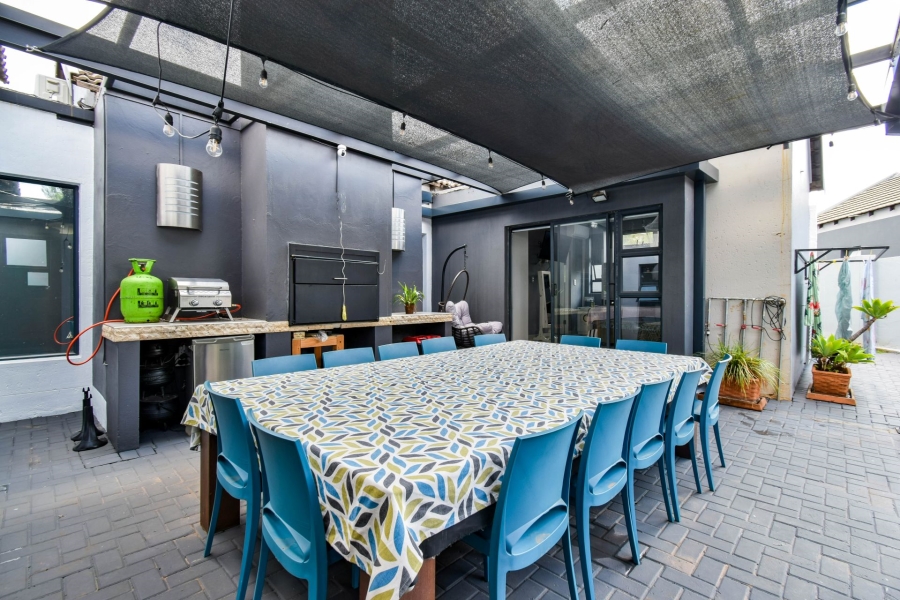 3 Bedroom Property for Sale in Midstream Meadows Gauteng