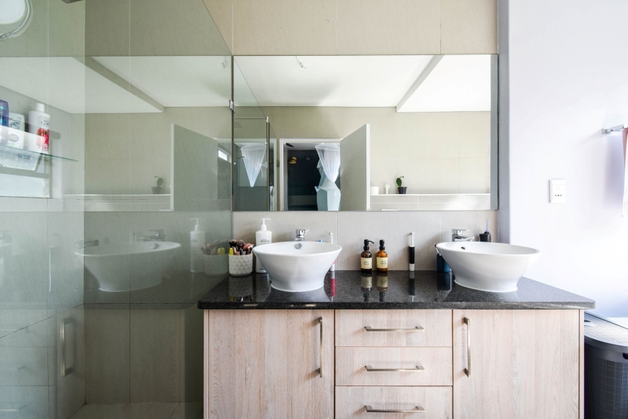 3 Bedroom Property for Sale in Midstream Meadows Gauteng