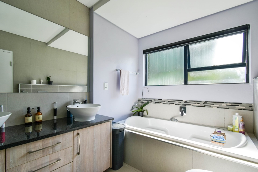 3 Bedroom Property for Sale in Midstream Meadows Gauteng