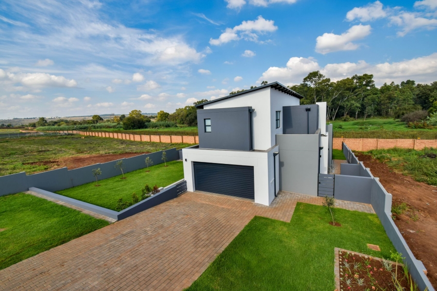 4 Bedroom Property for Sale in Fountainbrook Estate Gauteng