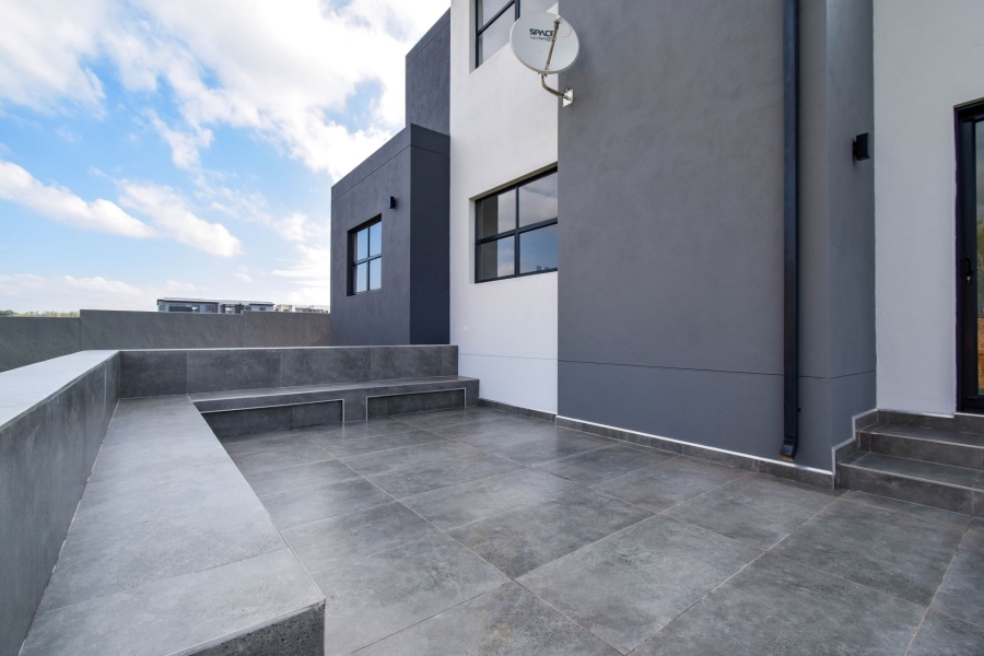 4 Bedroom Property for Sale in Fountainbrook Estate Gauteng