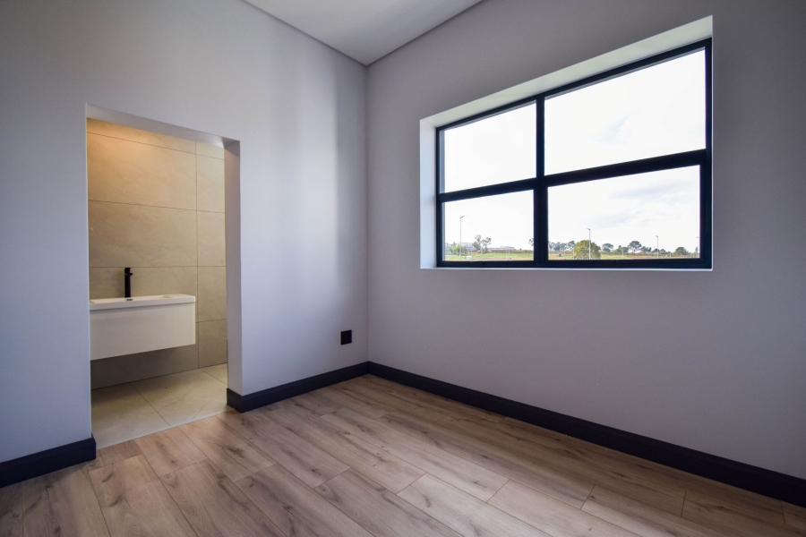 4 Bedroom Property for Sale in Fountainbrook Estate Gauteng