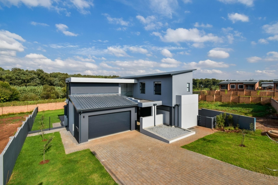 5 Bedroom Property for Sale in Fountainbrook Estate Gauteng