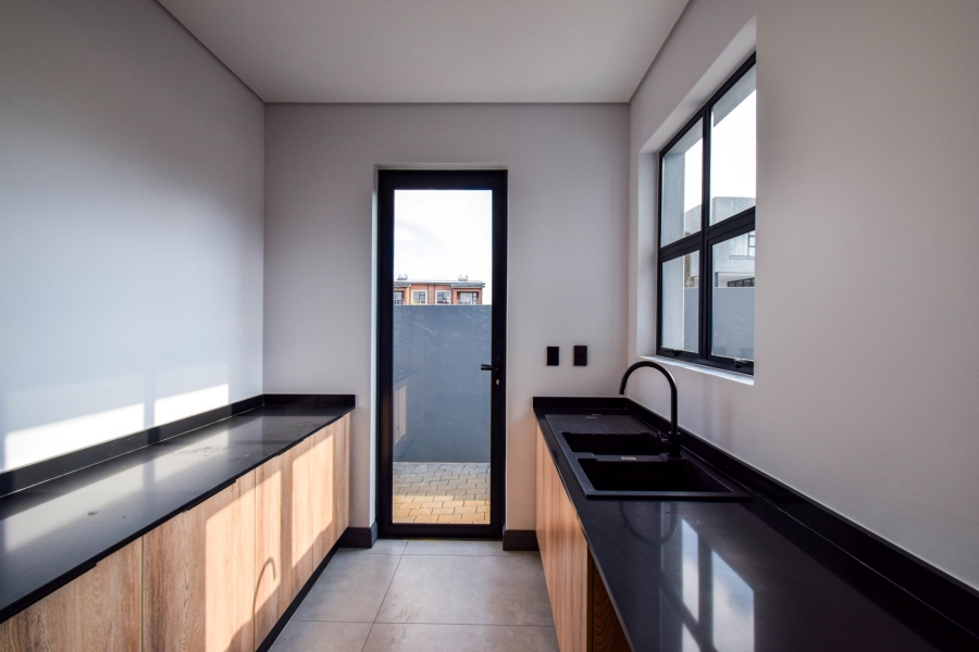 5 Bedroom Property for Sale in Fountainbrook Estate Gauteng