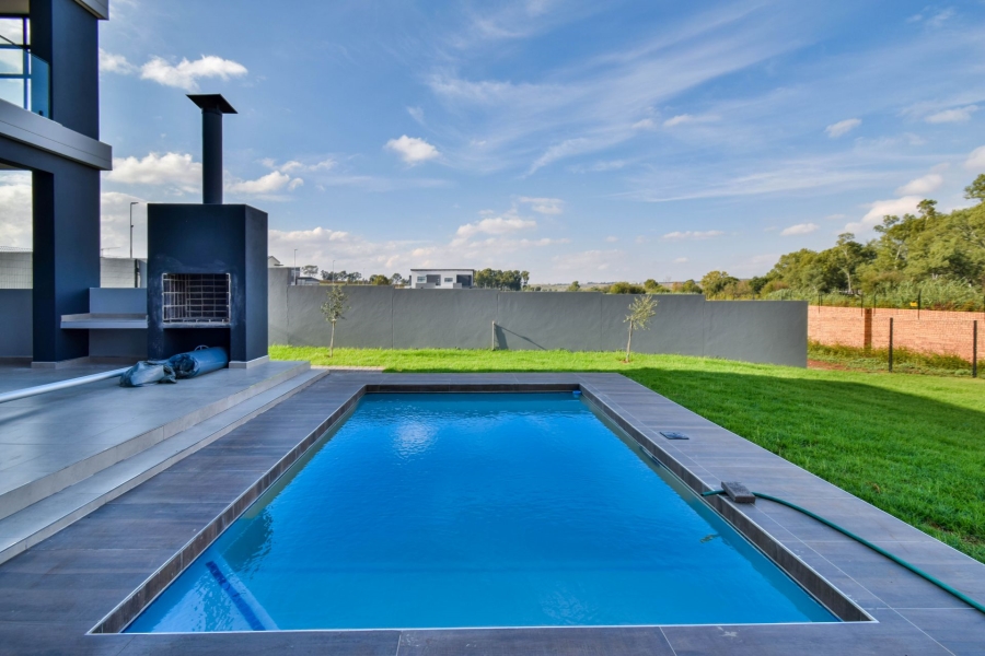 5 Bedroom Property for Sale in Fountainbrook Estate Gauteng