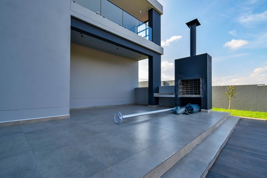 5 Bedroom Property for Sale in Fountainbrook Estate Gauteng