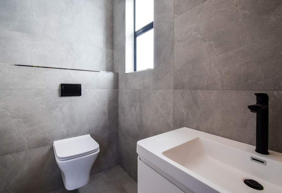 5 Bedroom Property for Sale in Fountainbrook Estate Gauteng