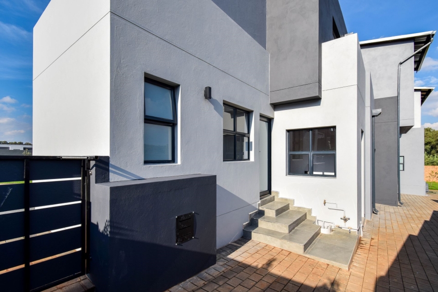 5 Bedroom Property for Sale in Fountainbrook Estate Gauteng