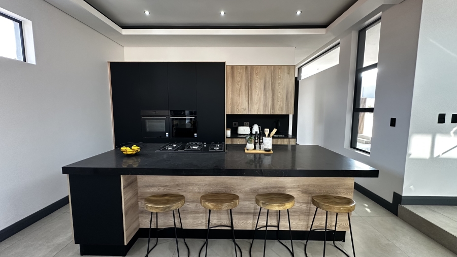 5 Bedroom Property for Sale in Fountainbrook Estate Gauteng