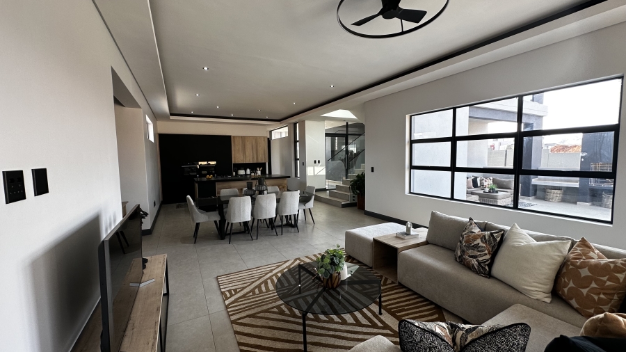 5 Bedroom Property for Sale in Fountainbrook Estate Gauteng