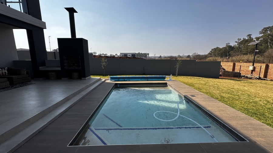 5 Bedroom Property for Sale in Fountainbrook Estate Gauteng