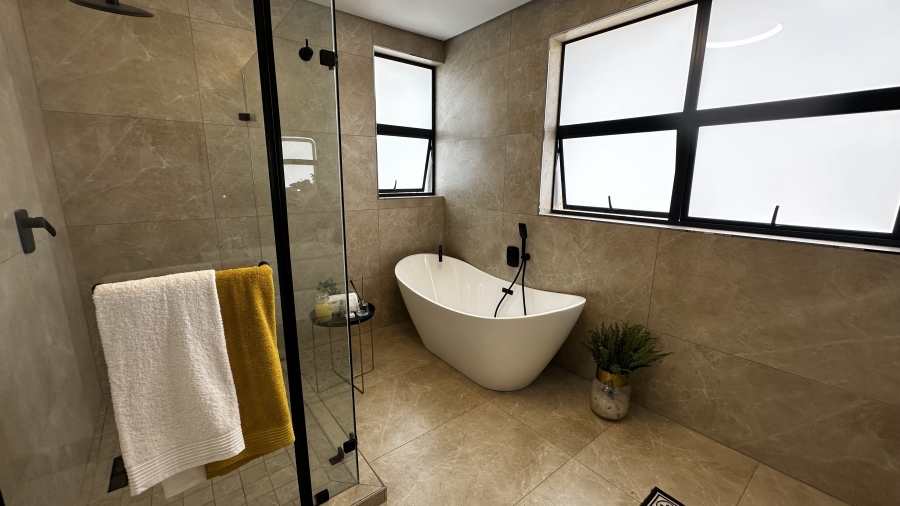 5 Bedroom Property for Sale in Fountainbrook Estate Gauteng