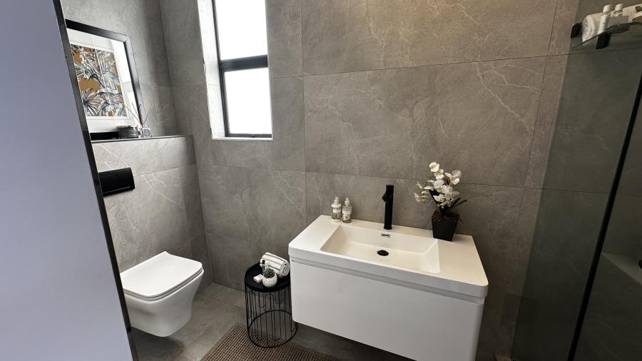 5 Bedroom Property for Sale in Fountainbrook Estate Gauteng