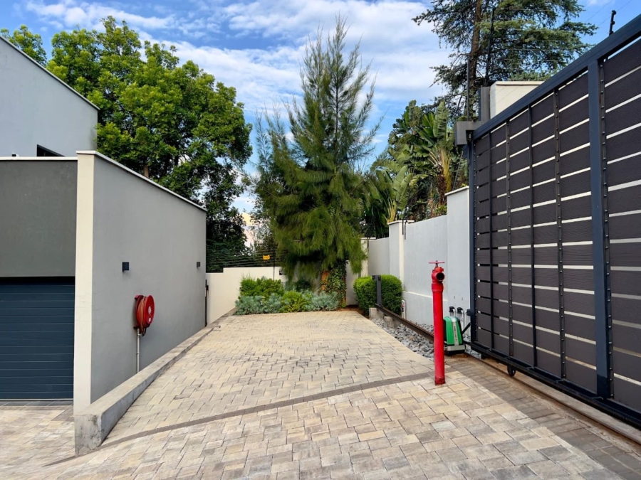 3 Bedroom Property for Sale in Waterkloof Heights Gauteng