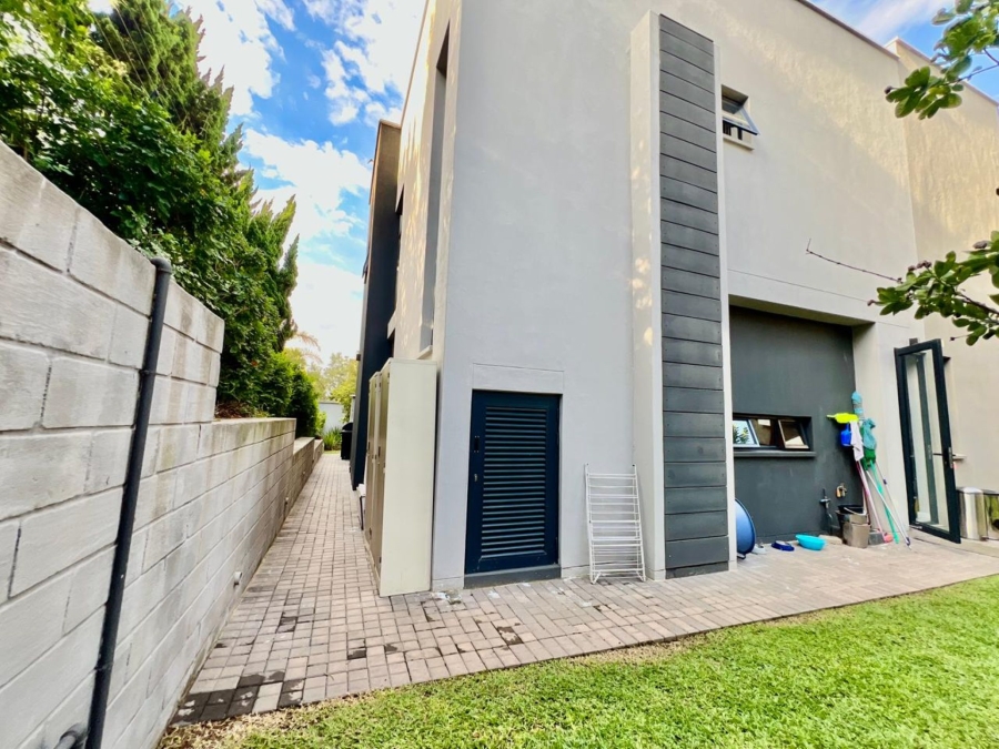 3 Bedroom Property for Sale in Waterkloof Heights Gauteng