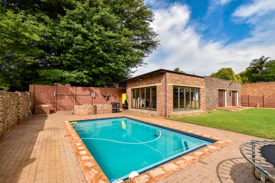 4 Bedroom Property for Sale in Doornpoort Gauteng