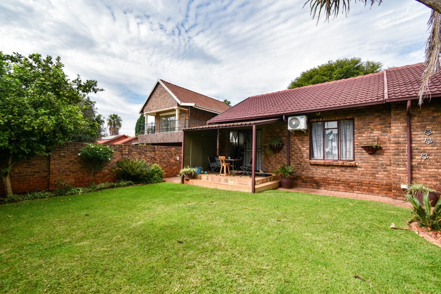 4 Bedroom Property for Sale in Doornpoort Gauteng