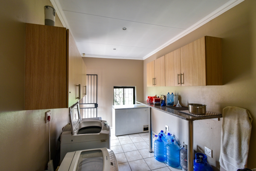 4 Bedroom Property for Sale in Doornpoort Gauteng