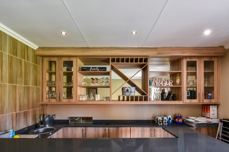 4 Bedroom Property for Sale in Doornpoort Gauteng